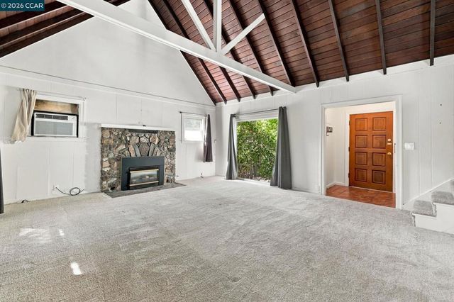 2180 Hillside Ave, Walnut Creek, CA 94597