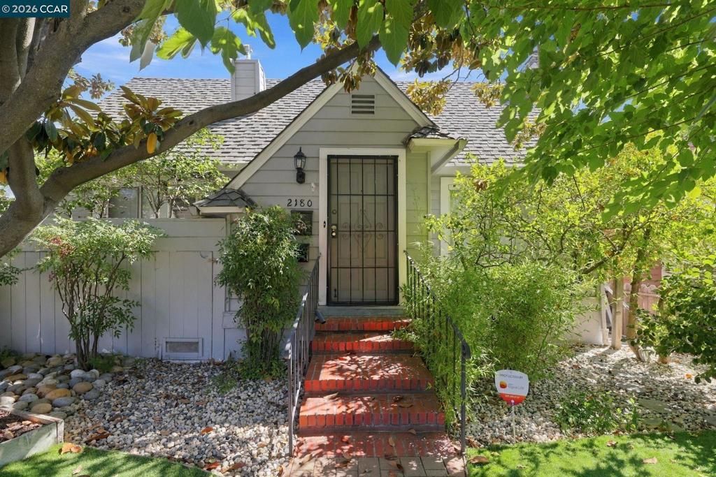 2180 Hillside Ave, Walnut Creek, CA 94597