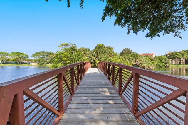 2455 Lindell Boulevard 3103, Delray Beach, FL 33444