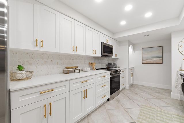 2455 Lindell Boulevard 3103, Delray Beach, FL 33444