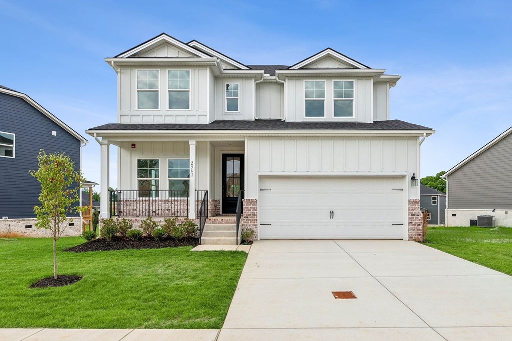 2961 Sharpstone Drive, Columbia, TN 38401