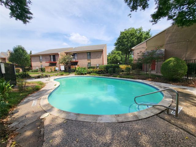 12955 Woodforest Boulevard 15, Houston, TX 77015