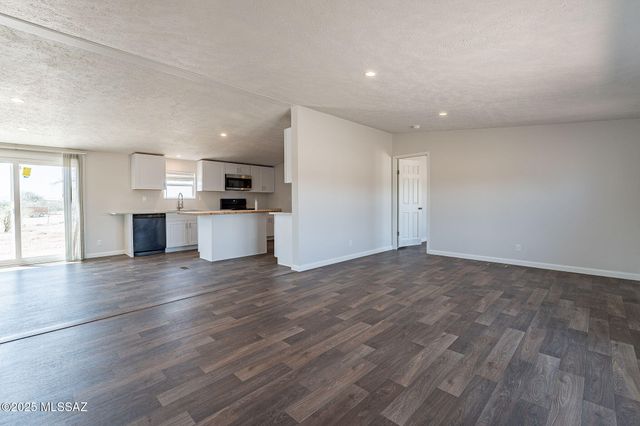 17641 W Bacabi Road, Marana, AZ 85653