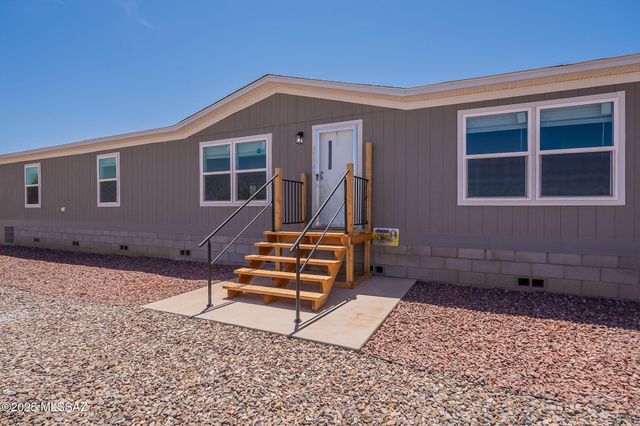 17641 W Bacabi Road, Marana, AZ 85653