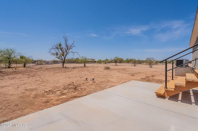17641 W Bacabi Road, Marana, AZ 85653