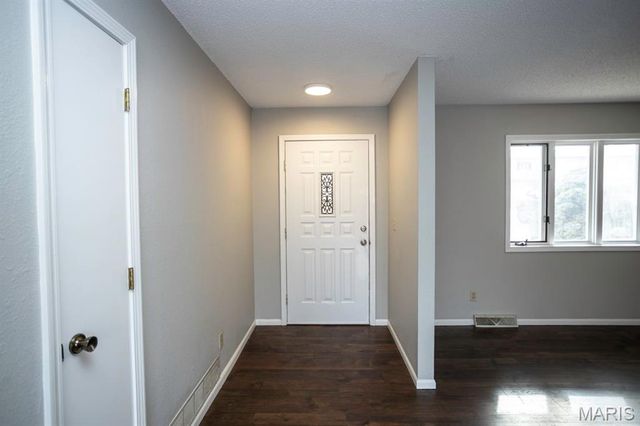 21715 Rudolph Road, Waynesville, MO 65583