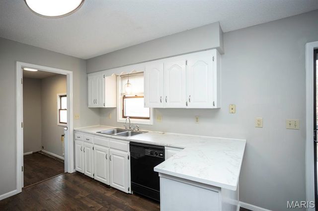 21715 Rudolph Road, Waynesville, MO 65583