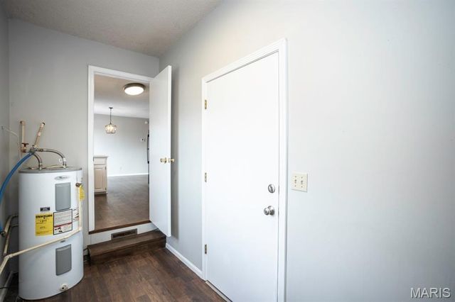 21715 Rudolph Road, Waynesville, MO 65583