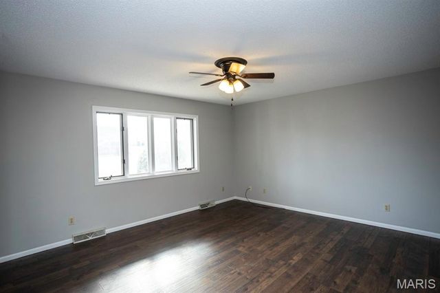 21715 Rudolph Road, Waynesville, MO 65583