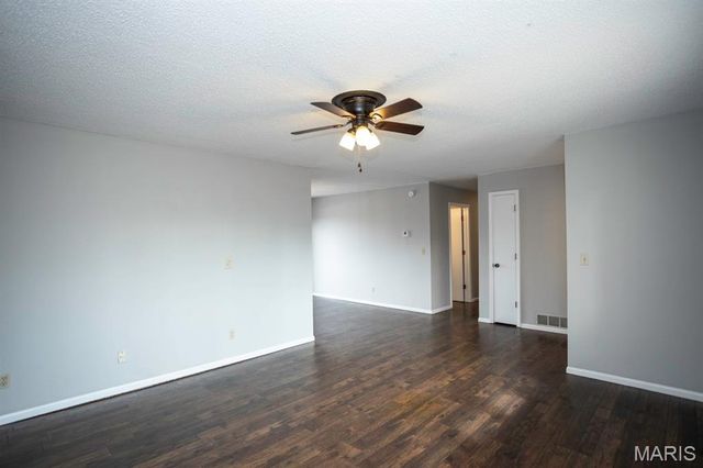 21715 Rudolph Road, Waynesville, MO 65583