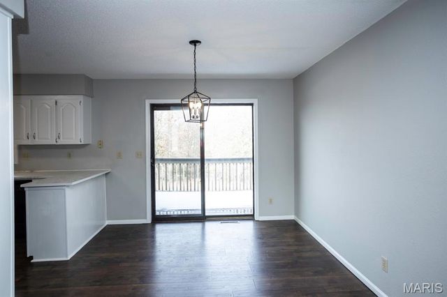 21715 Rudolph Road, Waynesville, MO 65583