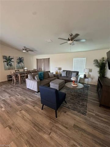 1618 NW 5th PL, Cape Coral, FL 33993