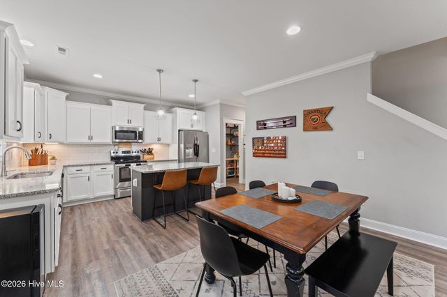 528 Bald Eagle Drive, Vass, NC 28394