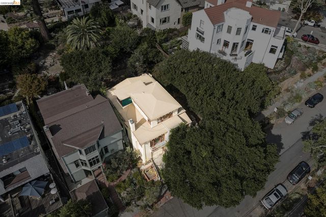 2605 Hilgard Ave, Berkeley, CA 94709