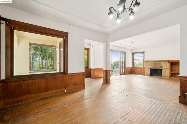 2605 Hilgard Ave, Berkeley, CA 94709