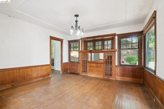 2605 Hilgard Ave, Berkeley, CA 94709