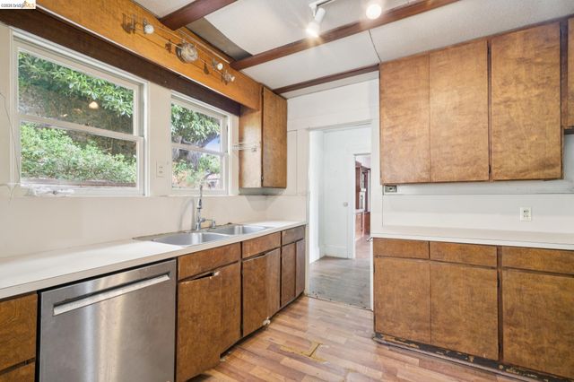 2605 Hilgard Ave, Berkeley, CA 94709
