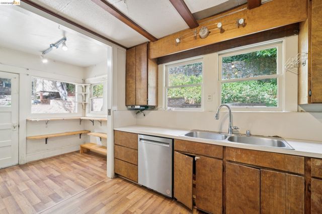 2605 Hilgard Ave, Berkeley, CA 94709