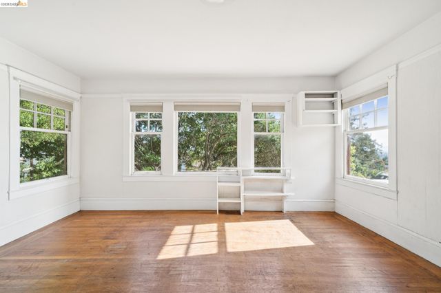 2605 Hilgard Ave, Berkeley, CA 94709