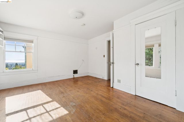 2605 Hilgard Ave, Berkeley, CA 94709