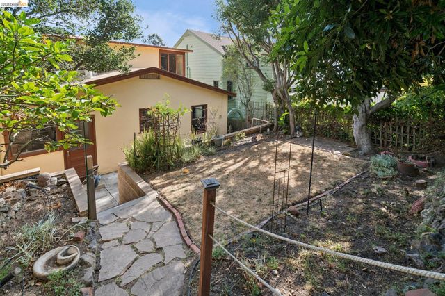 2605 Hilgard Ave, Berkeley, CA 94709