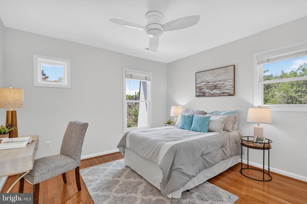 Image 26 of property listing at 2617 N NOTTINGHAM ST, Arlington, VA 22207