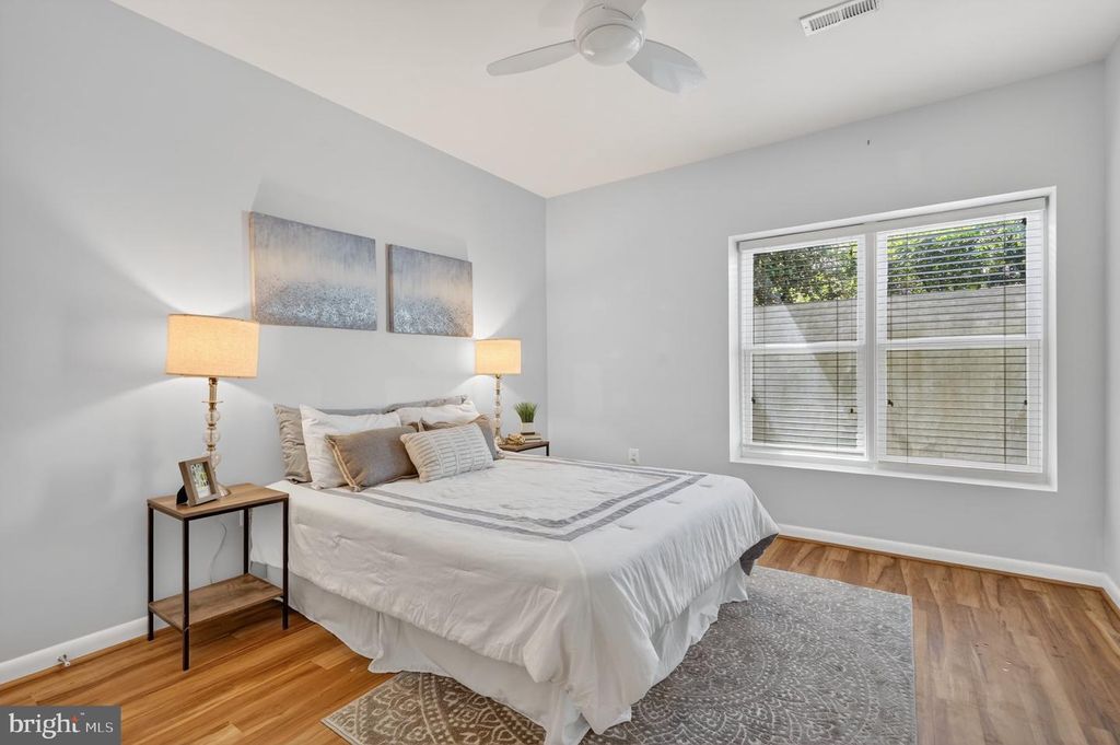 Image 36 of property listing at 2617 N NOTTINGHAM ST, Arlington, VA 22207