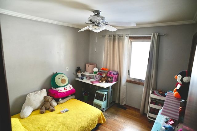 512 Shenandoah Trail, Elgin, IL 60123