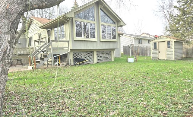 512 Shenandoah Trail, Elgin, IL 60123