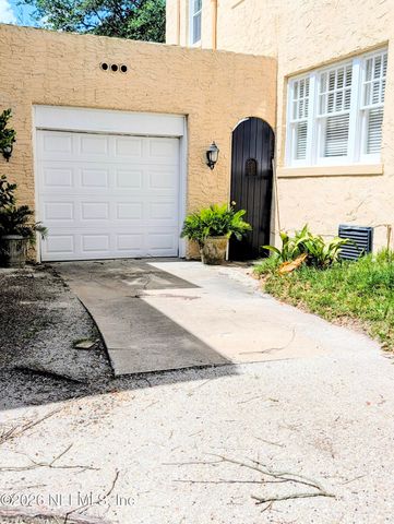 2129 RIVER Boulevard 6, Jacksonville, FL 32204