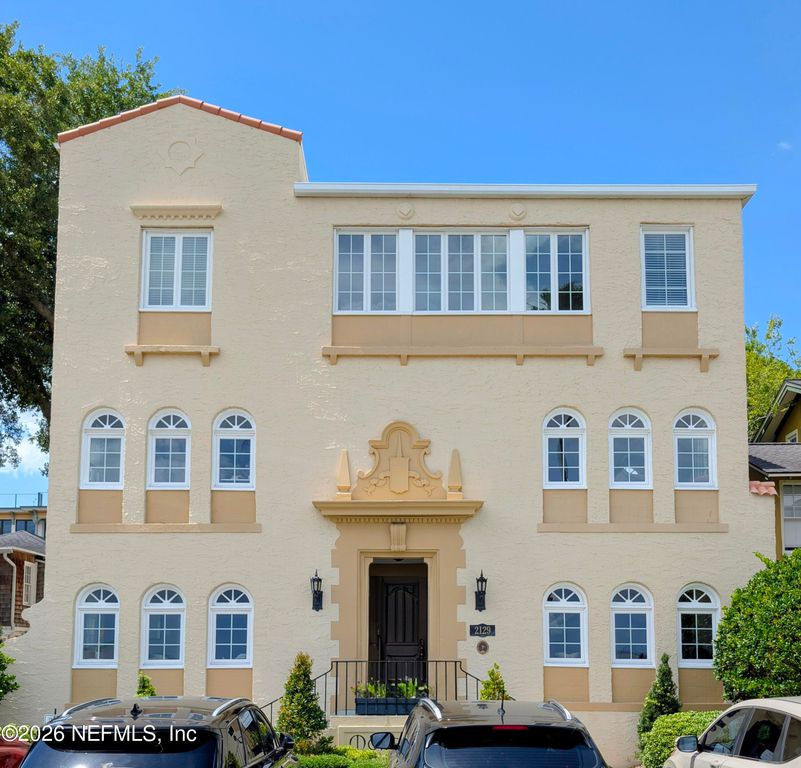 2129 RIVER Boulevard 6, Jacksonville, FL 32204