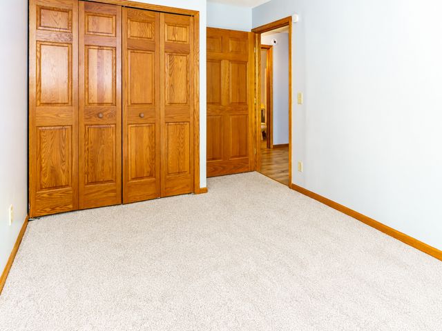 1601 N Innsbruck Drive 373NE, Fridley, MN 55432