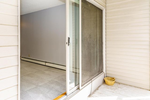 1601 N Innsbruck Drive 373NE, Fridley, MN 55432