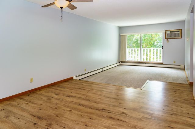 1601 N Innsbruck Drive 373NE, Fridley, MN 55432