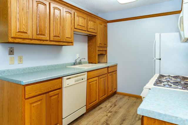 1601 N Innsbruck Drive 373NE, Fridley, MN 55432