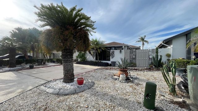 6181 SPRINGWATER STREET, Orlando, FL 32822