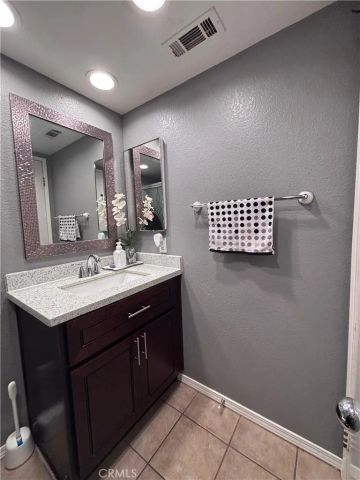560 Coudures, Perris, CA 92571
