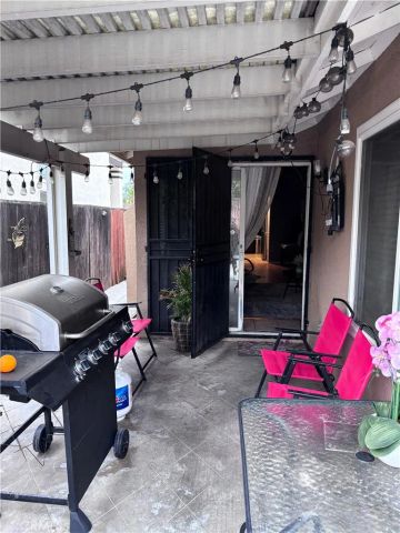 560 Coudures, Perris, CA 92571
