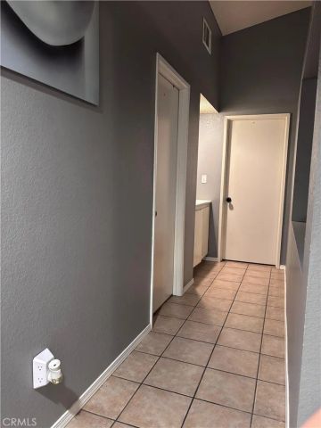 560 Coudures, Perris, CA 92571