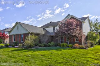3526 Inverness Drive, Oakland Charter Township, MI 48306