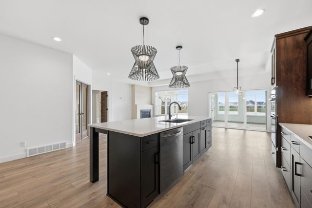 711 Rania Way W, West Fargo, ND 58078