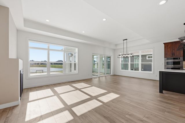 711 Rania Way W, West Fargo, ND 58078
