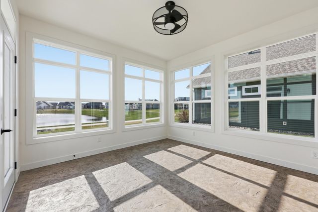 711 Rania Way W, West Fargo, ND 58078