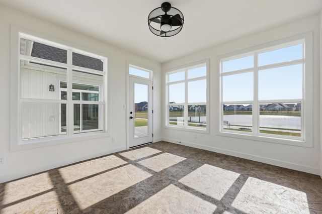 711 Rania Way W, West Fargo, ND 58078
