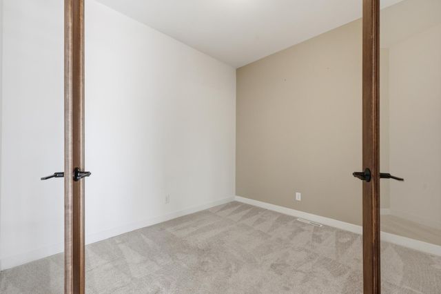 711 Rania Way W, West Fargo, ND 58078