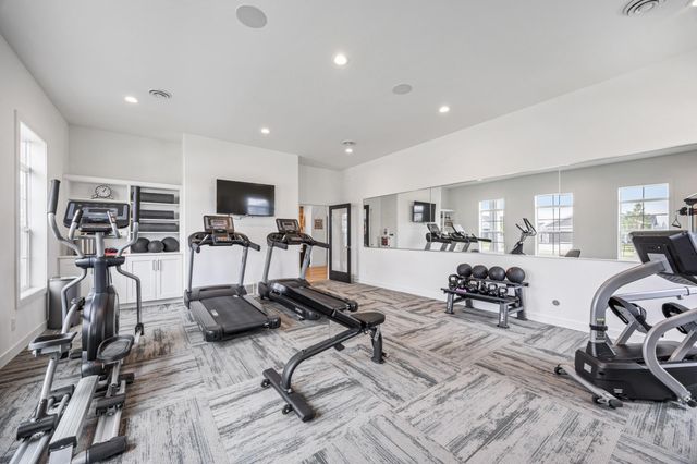 711 Rania Way W, West Fargo, ND 58078