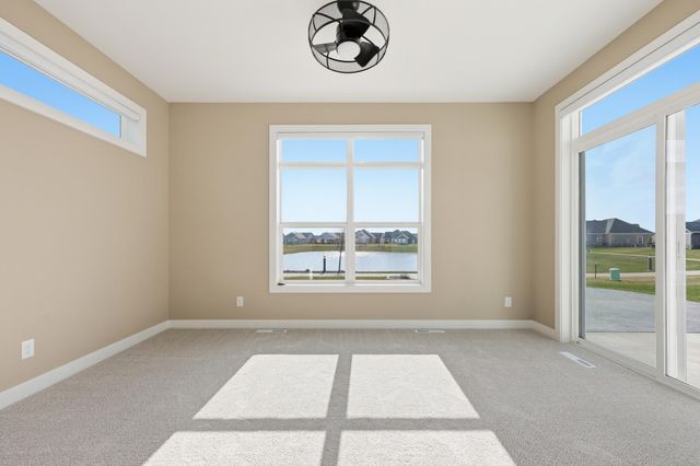 711 Rania Way W, West Fargo, ND 58078