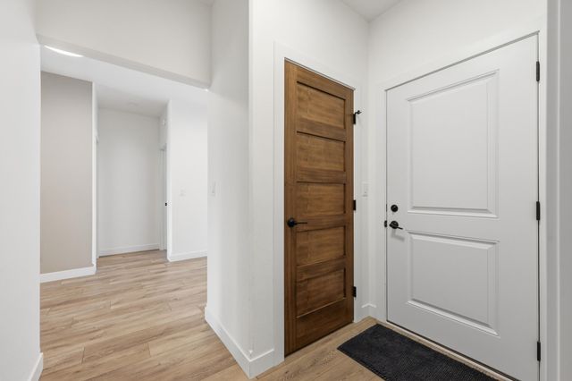 711 Rania Way W, West Fargo, ND 58078