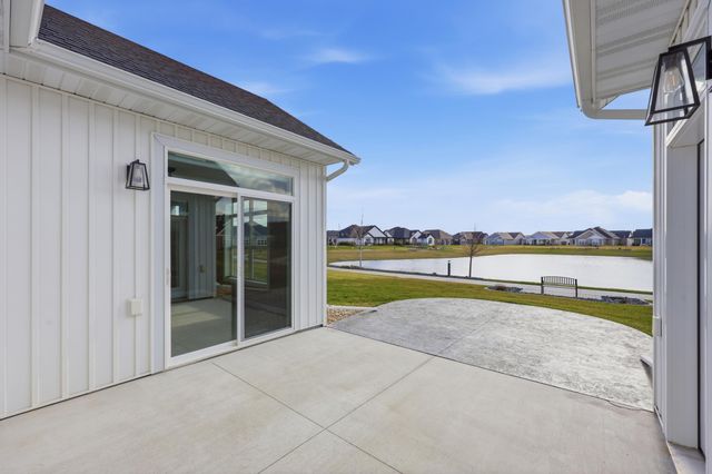 711 Rania Way W, West Fargo, ND 58078