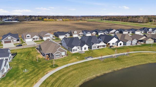 711 Rania Way W, West Fargo, ND 58078